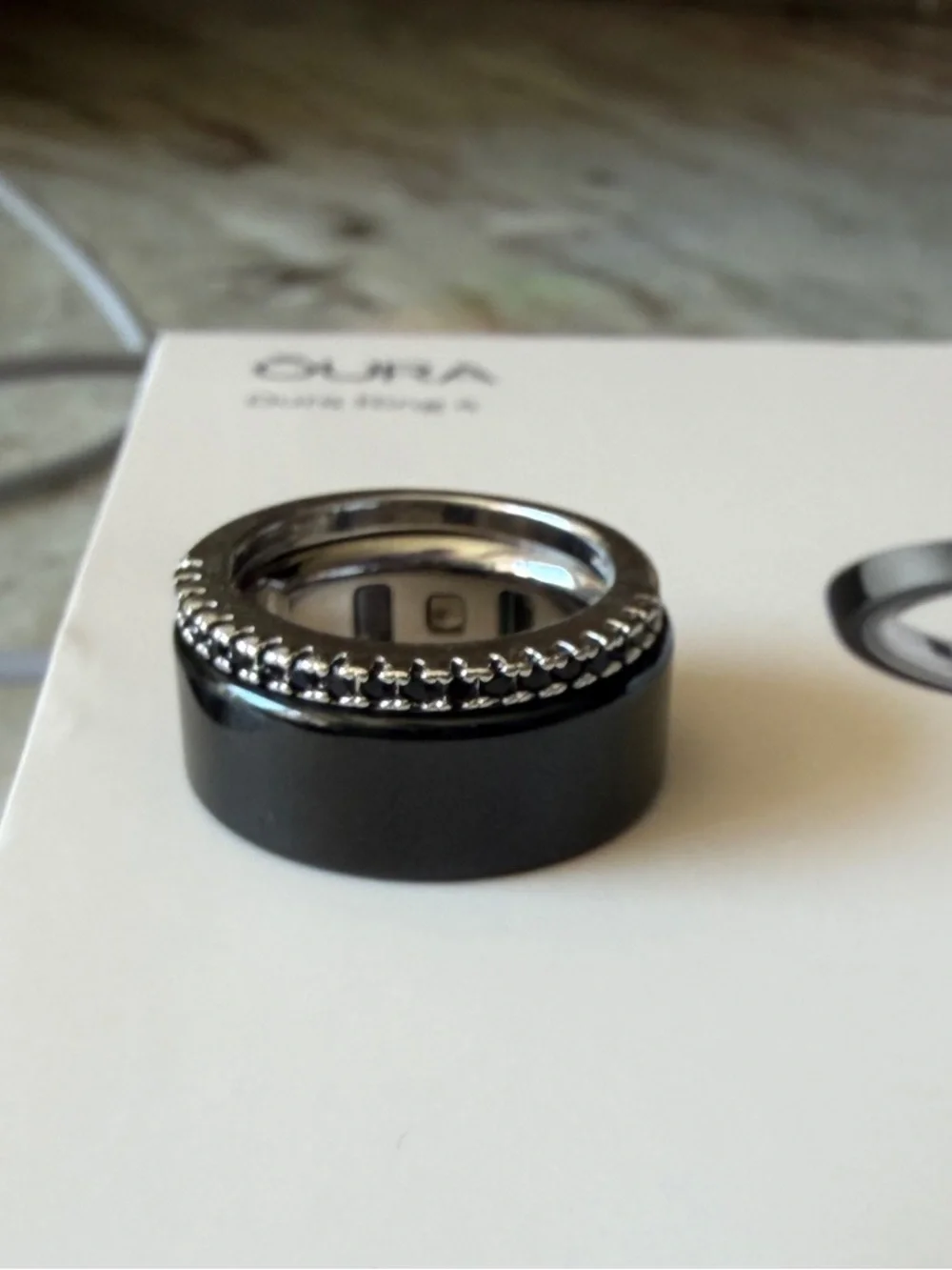 Oura Ring 4 Smart Ring by Oura — Black